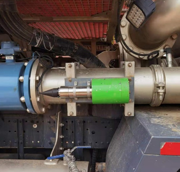 Na-22放射性仪表安装在混砂车测量矿浆密度案例(图1)